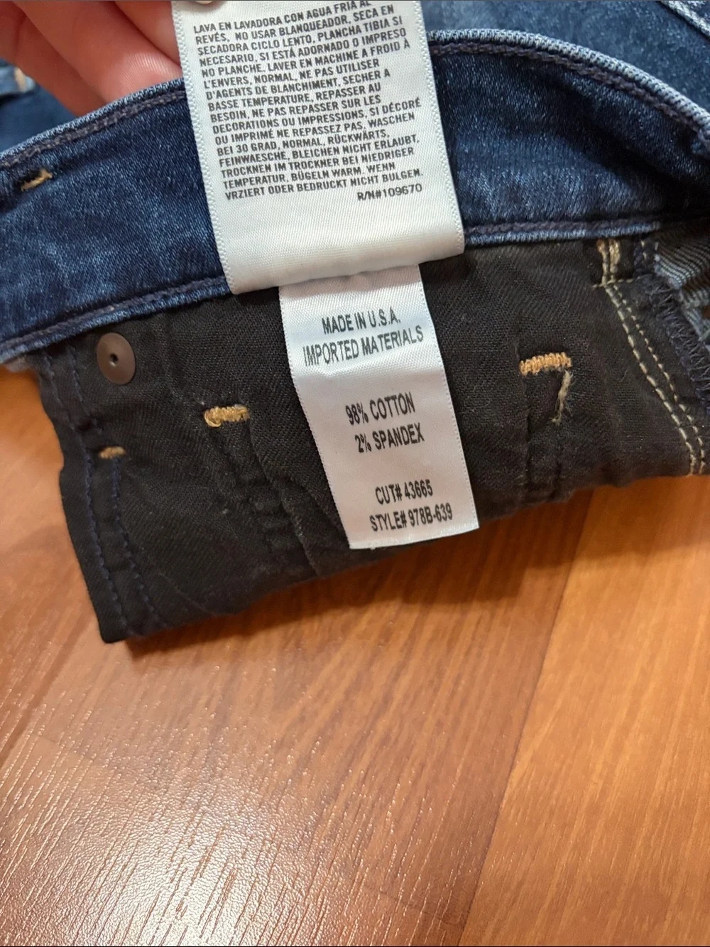 Citizens of humanity women’s Jean shorts size 29 dark wash